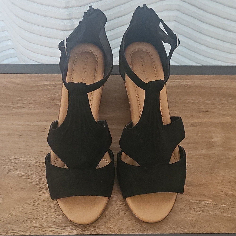 Kelly & Katie Black Heels with T-Strap Design